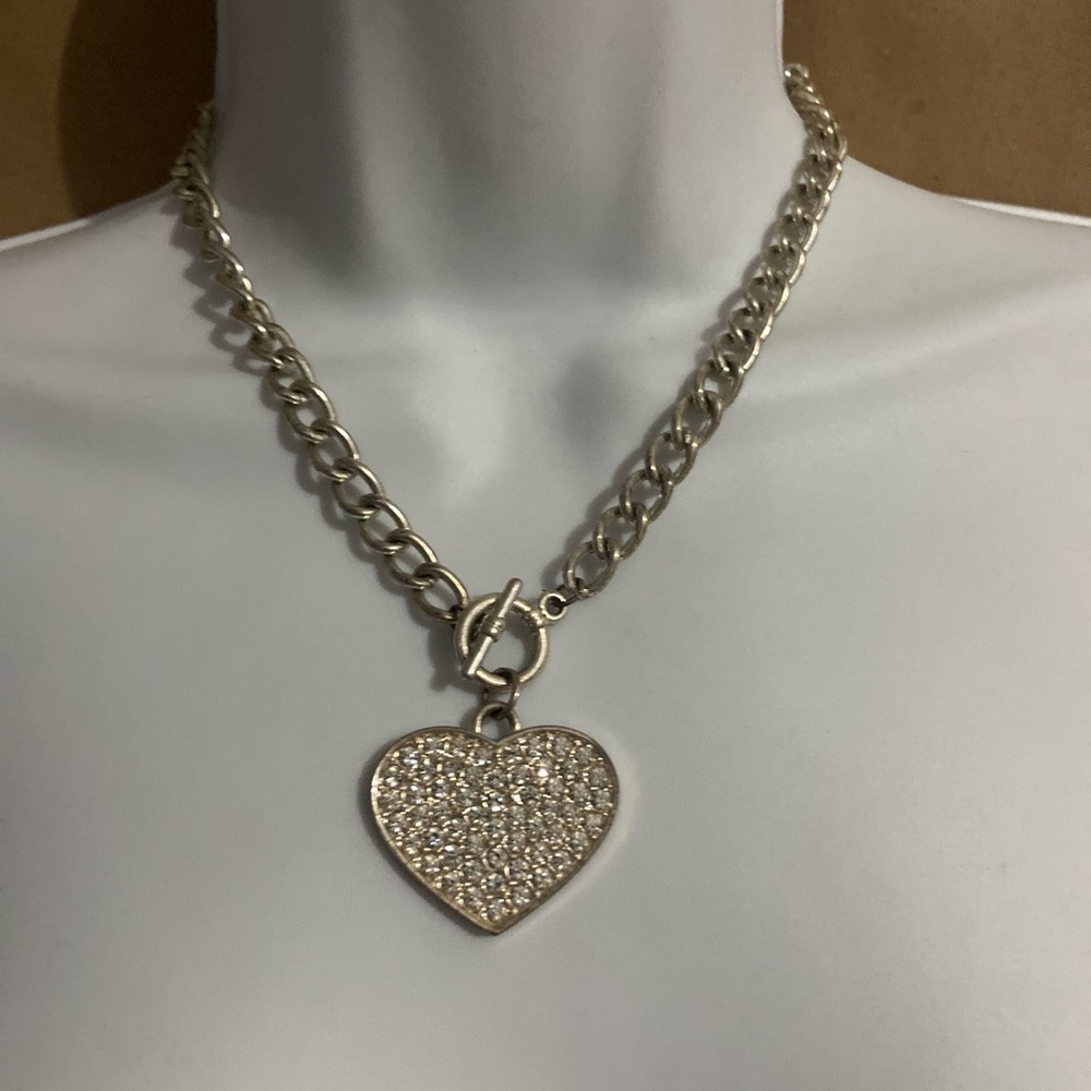 Elegant Silver Heart Pendant Necklace